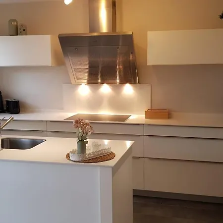Familienfreundliche Und Moderne Mit Balkon *
